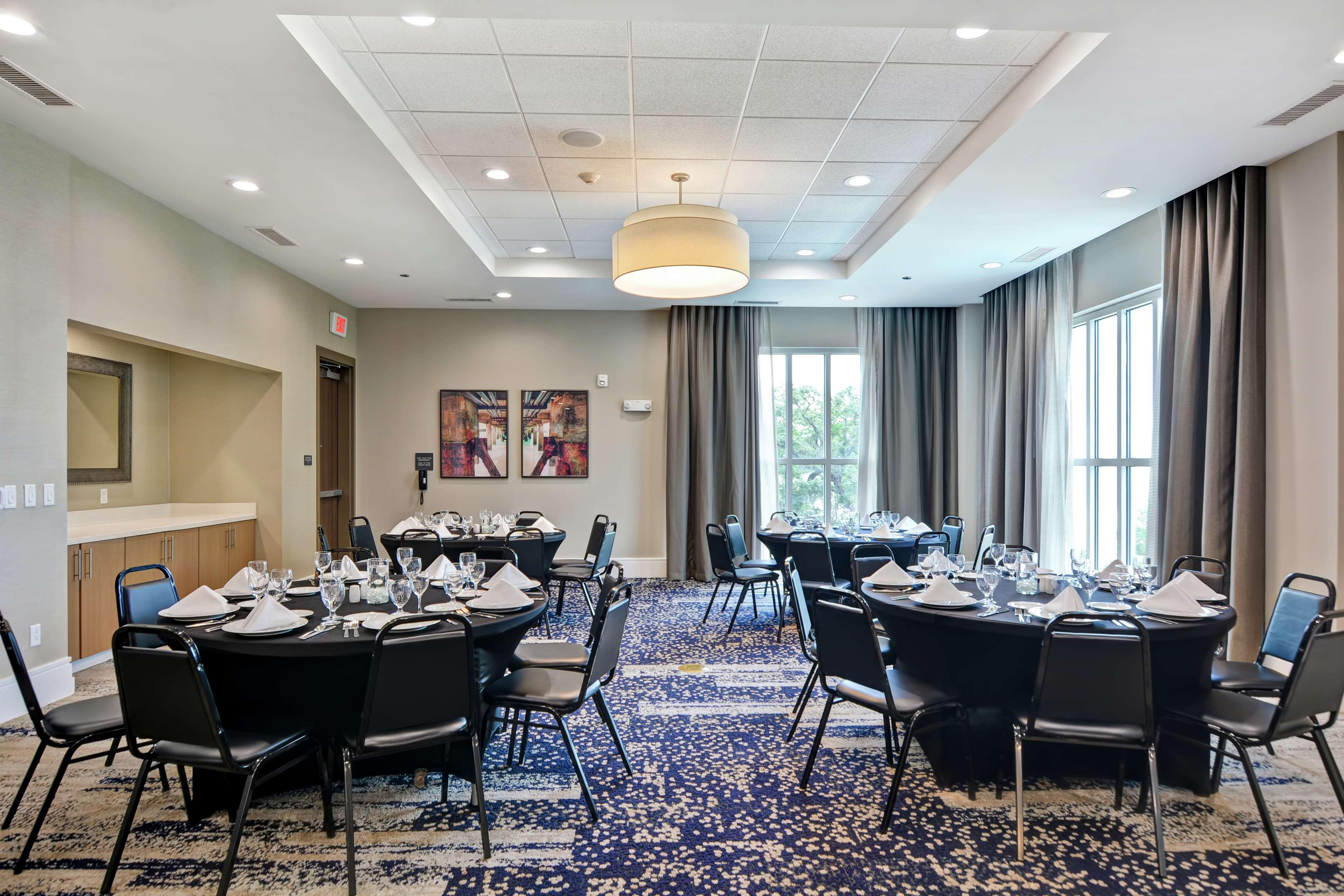Hilton Garden Inn Biloxi Buitenkant foto