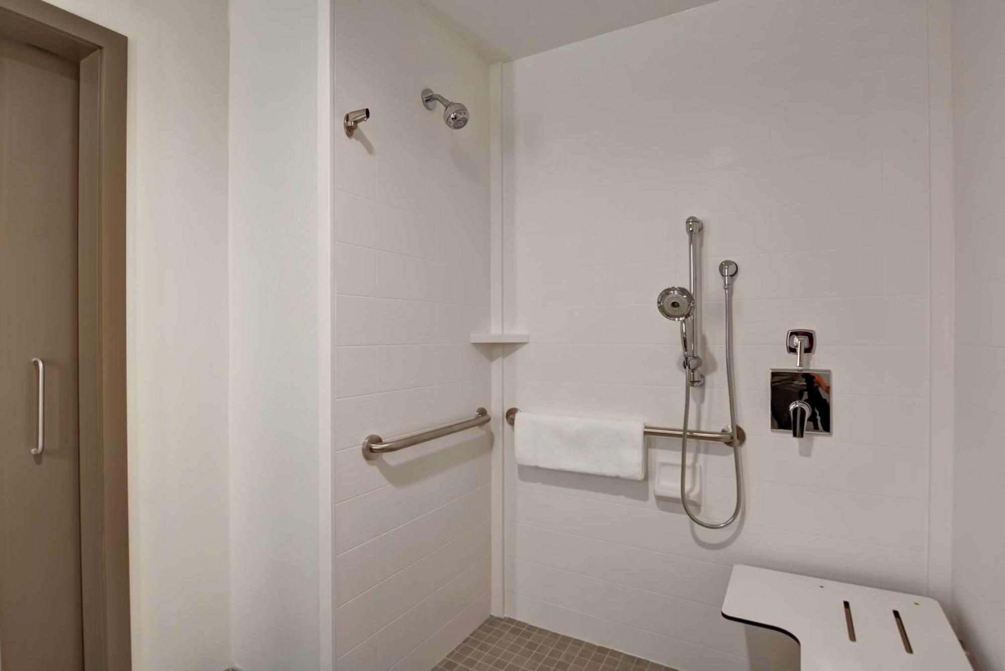 Hilton Garden Inn Biloxi Buitenkant foto